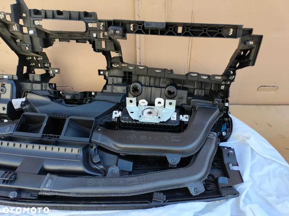 RENAULT CLIO V 2021 KONSOLA DESKA 2X AIRBAG ORYGINAŁ - 10