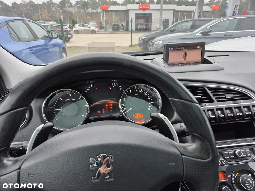 Peugeot 3008 HDi FAP 110 EGS6 Platinum - 13