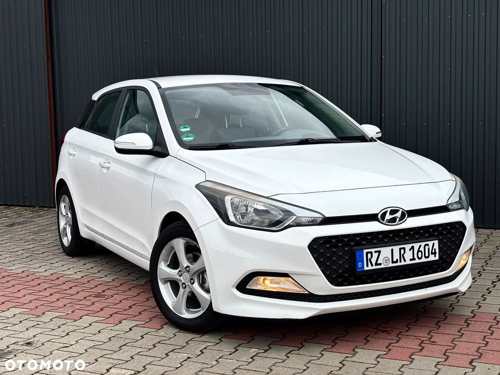 Hyundai i20 blue 1.2 Classic - 3