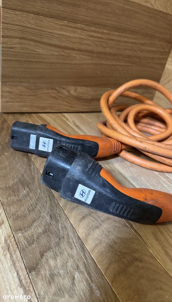 Ładowarka HYUNDAI kabel LC-ST203 - 3