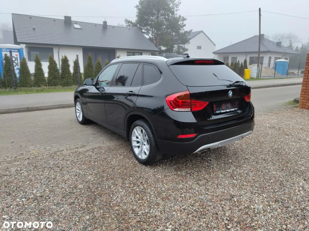 BMW X1 sDrive18d xLine - 2