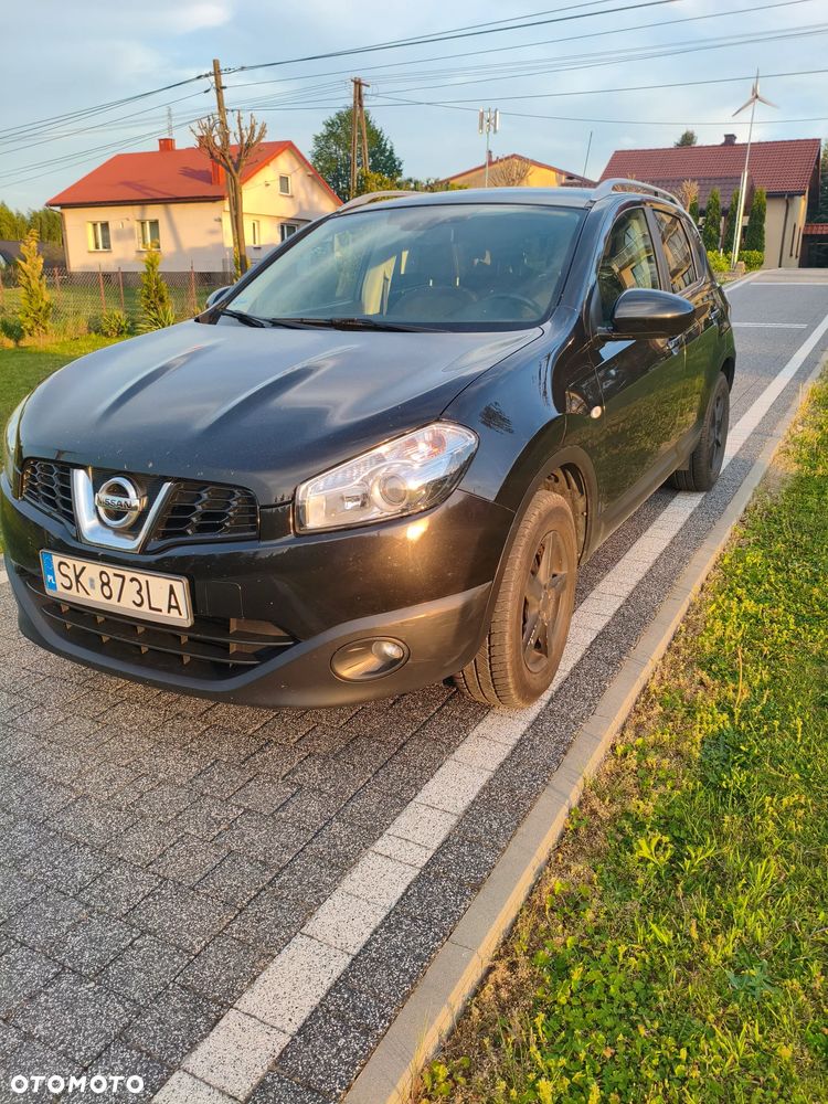 Nissan Qashqai - 1