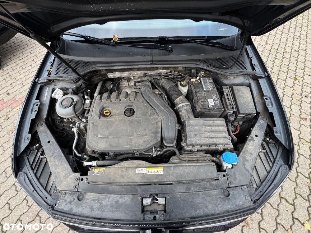 Volkswagen Passat 1.5 TSI EVO Elegance - 13