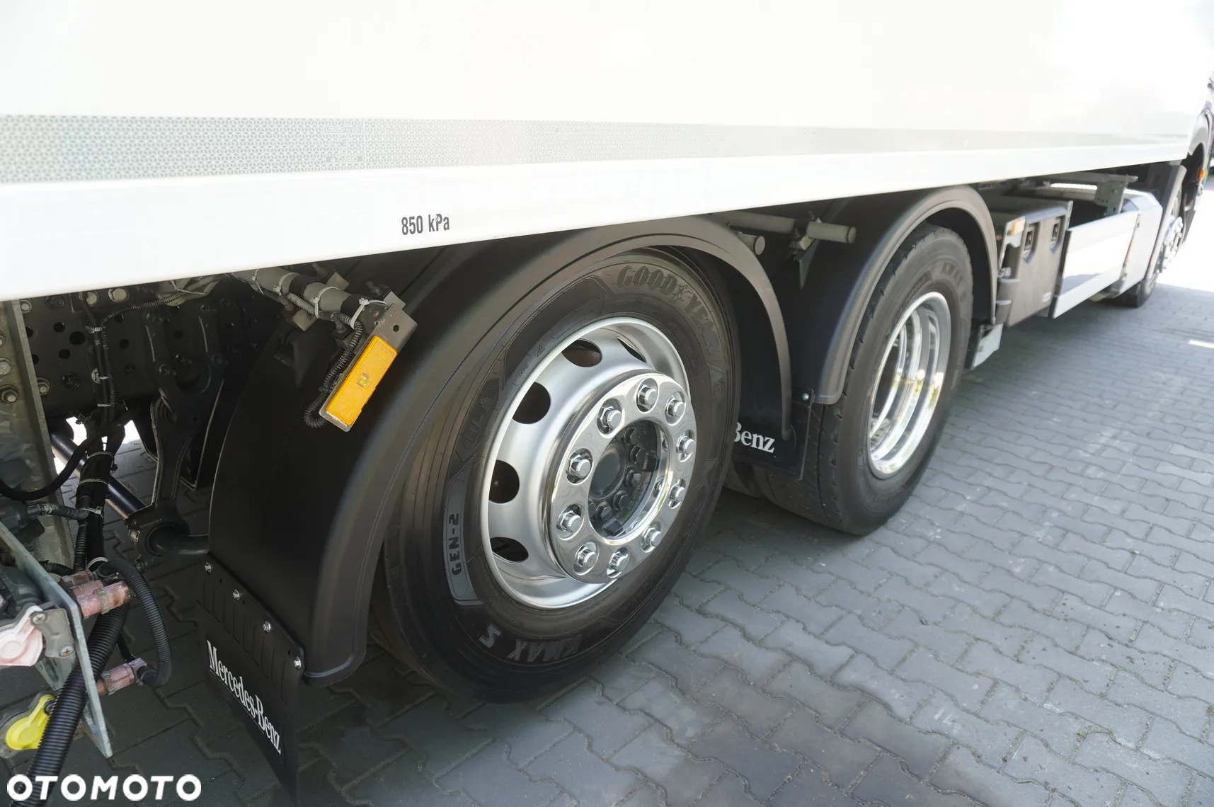 Mercedes-Benz Actros 2545 / 2021 / Chłodnia Hagemann Multitemperatura - 11