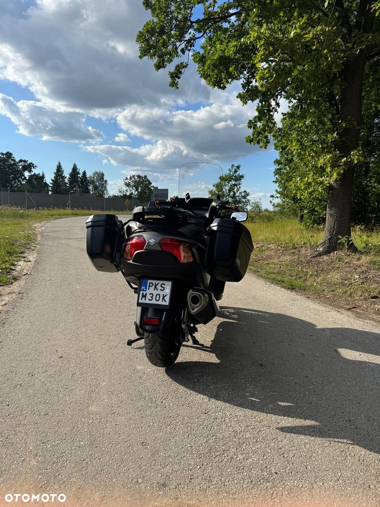 Suzuki Burgman - 3