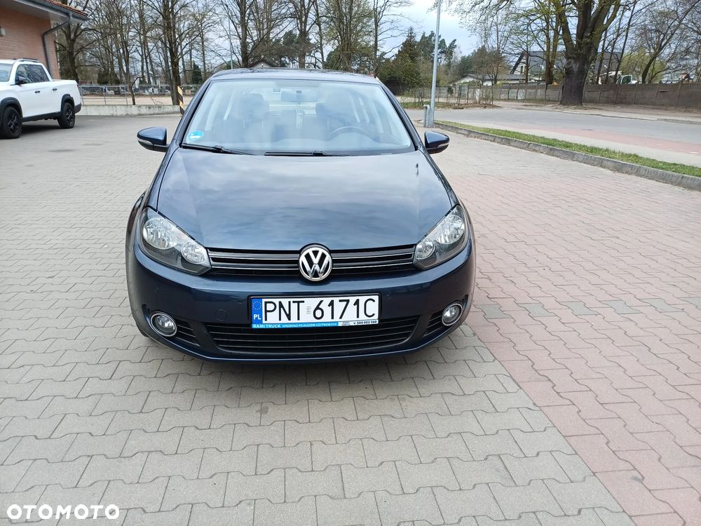 Volkswagen Golf - 2