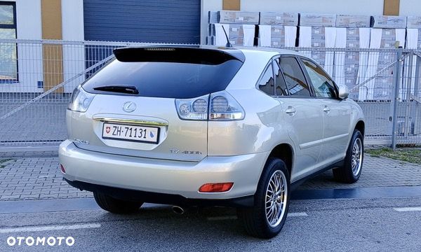 Lexus RX - 4