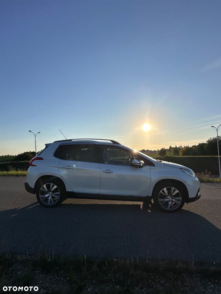 Peugeot 2008 2014 photo 2