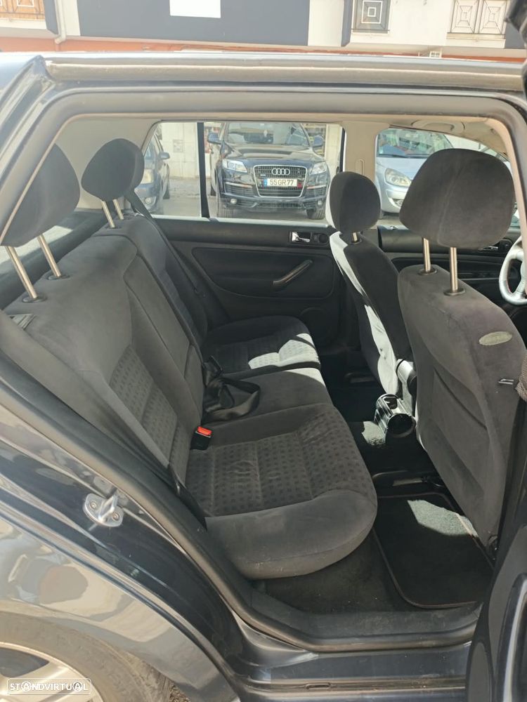 VW Golf 1.4i 25 Anos - 15