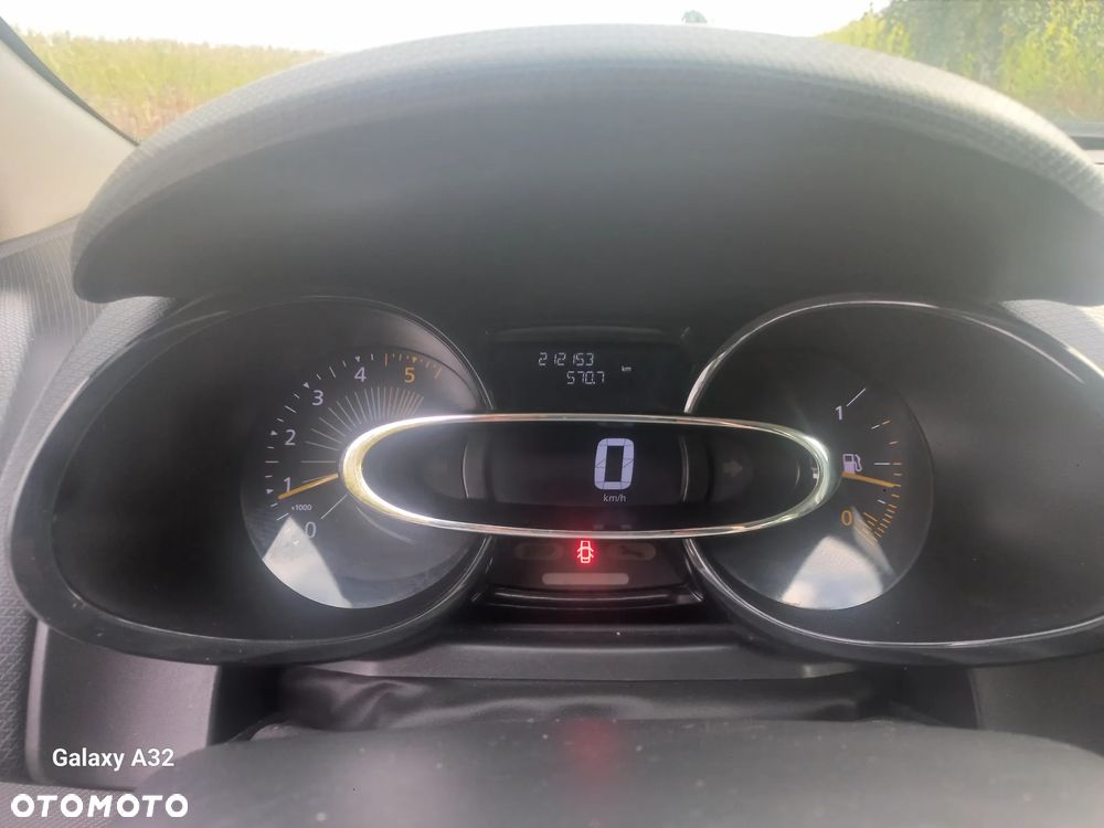 Renault Clio 1.5 dCi Energy Dynamique - 9