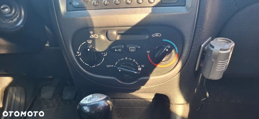 Peugeot 206 SW 1,4 HDI na części - 6
