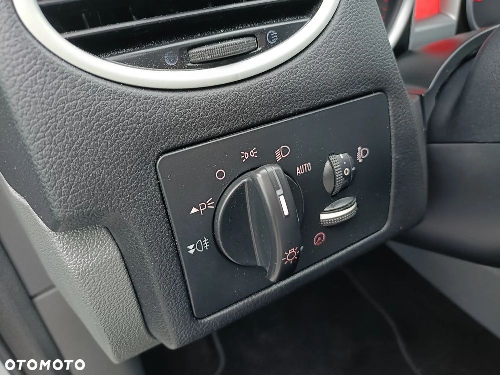 Ford Focus 1.4 16V Style - 13