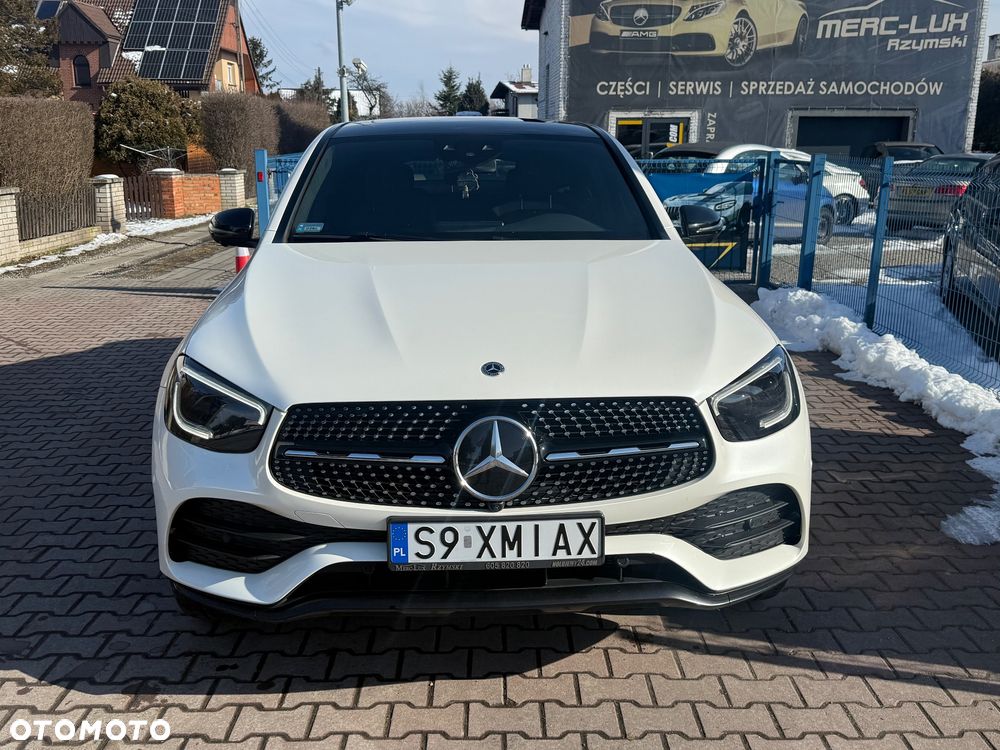 Mercedes-Benz GLC 300 de 4-Matic Business Edition - 4