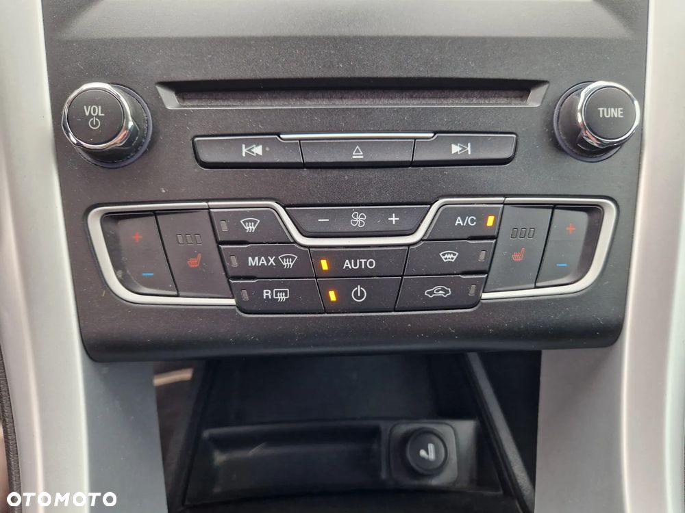 Ford Mondeo 2.0 TDCi Edition - 10