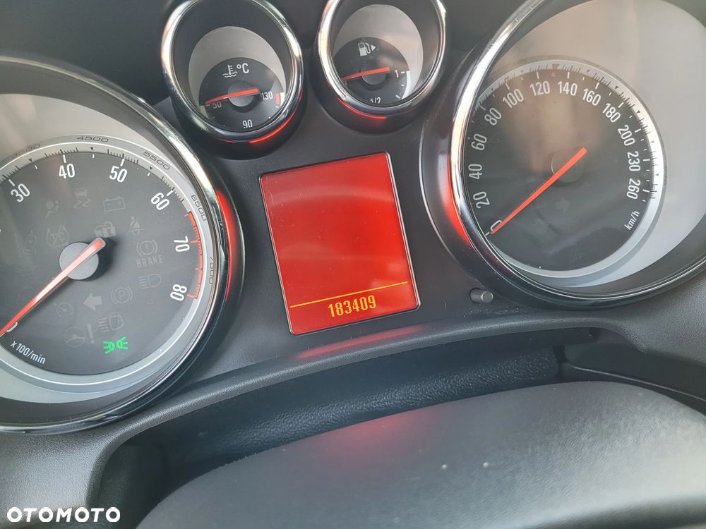 Opel Astra 1.4 Turbo Sports Tourer - 27