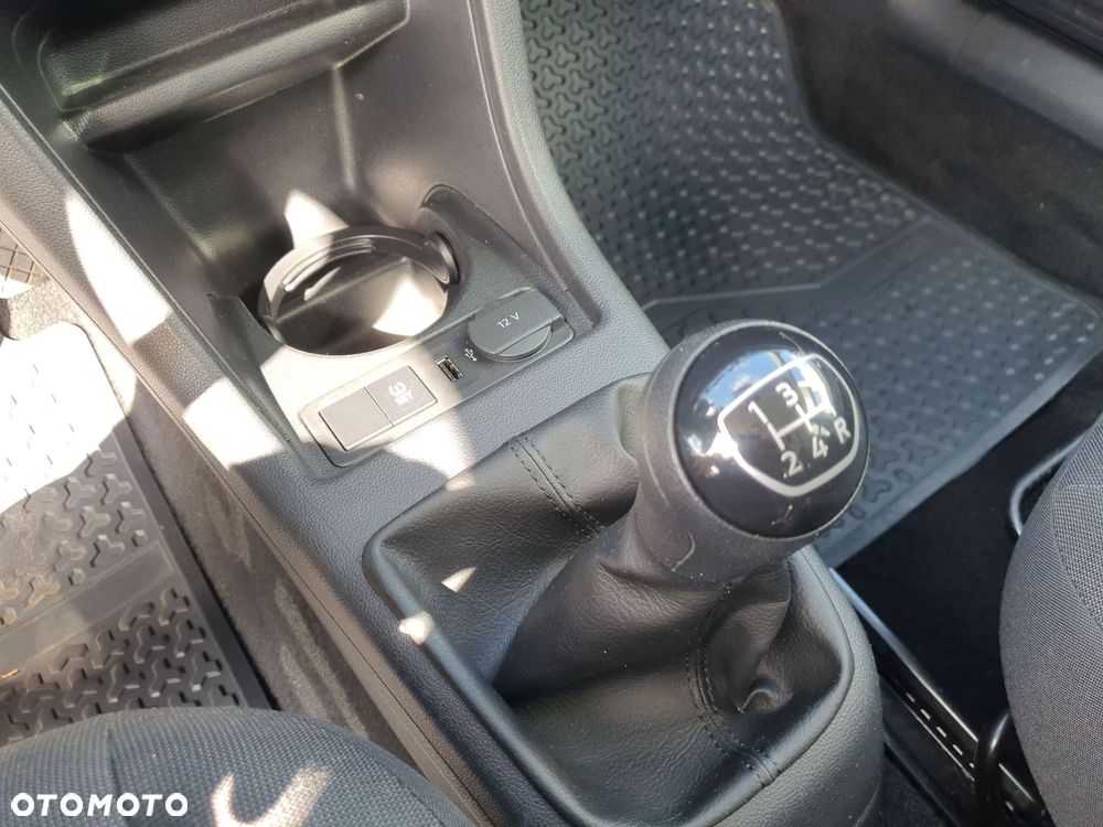 Volkswagen up! 1.0 move - 17