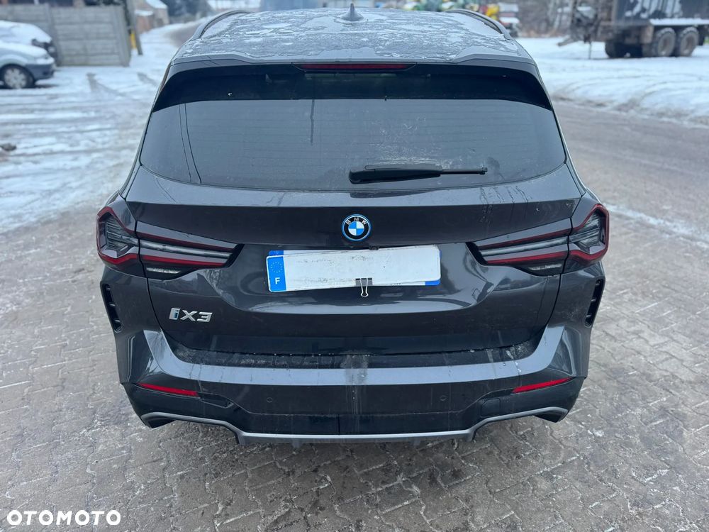 BMW iX3 80kWh Impressive - 12