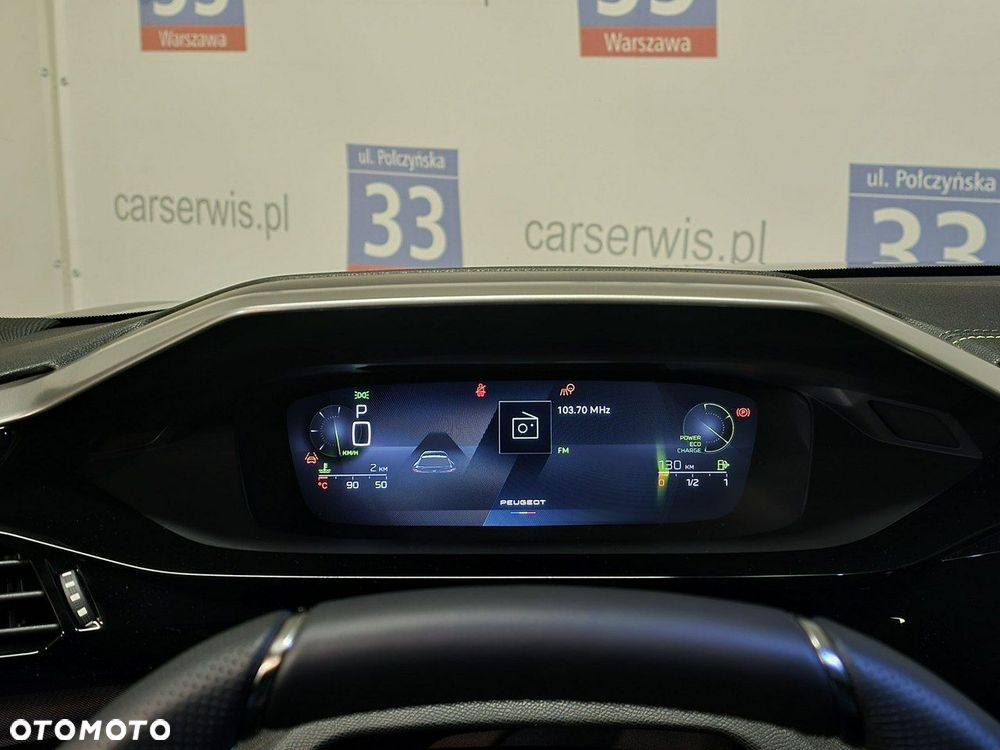 Peugeot 408 - 15