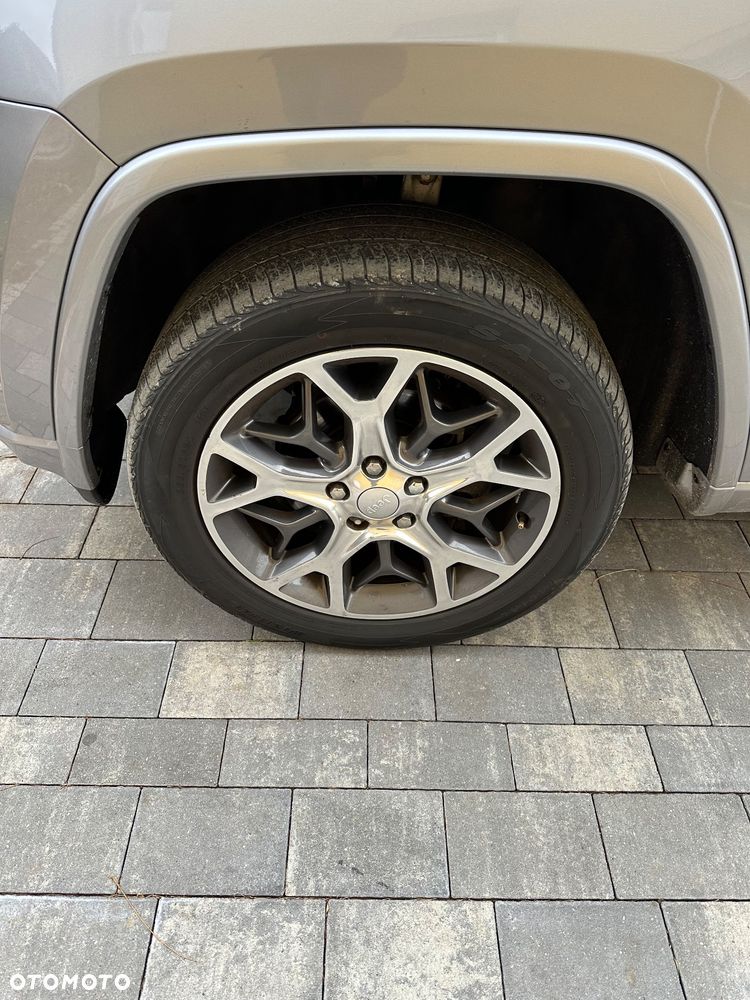 Jeep Grand Cherokee 3.6 V6 Overland - 16