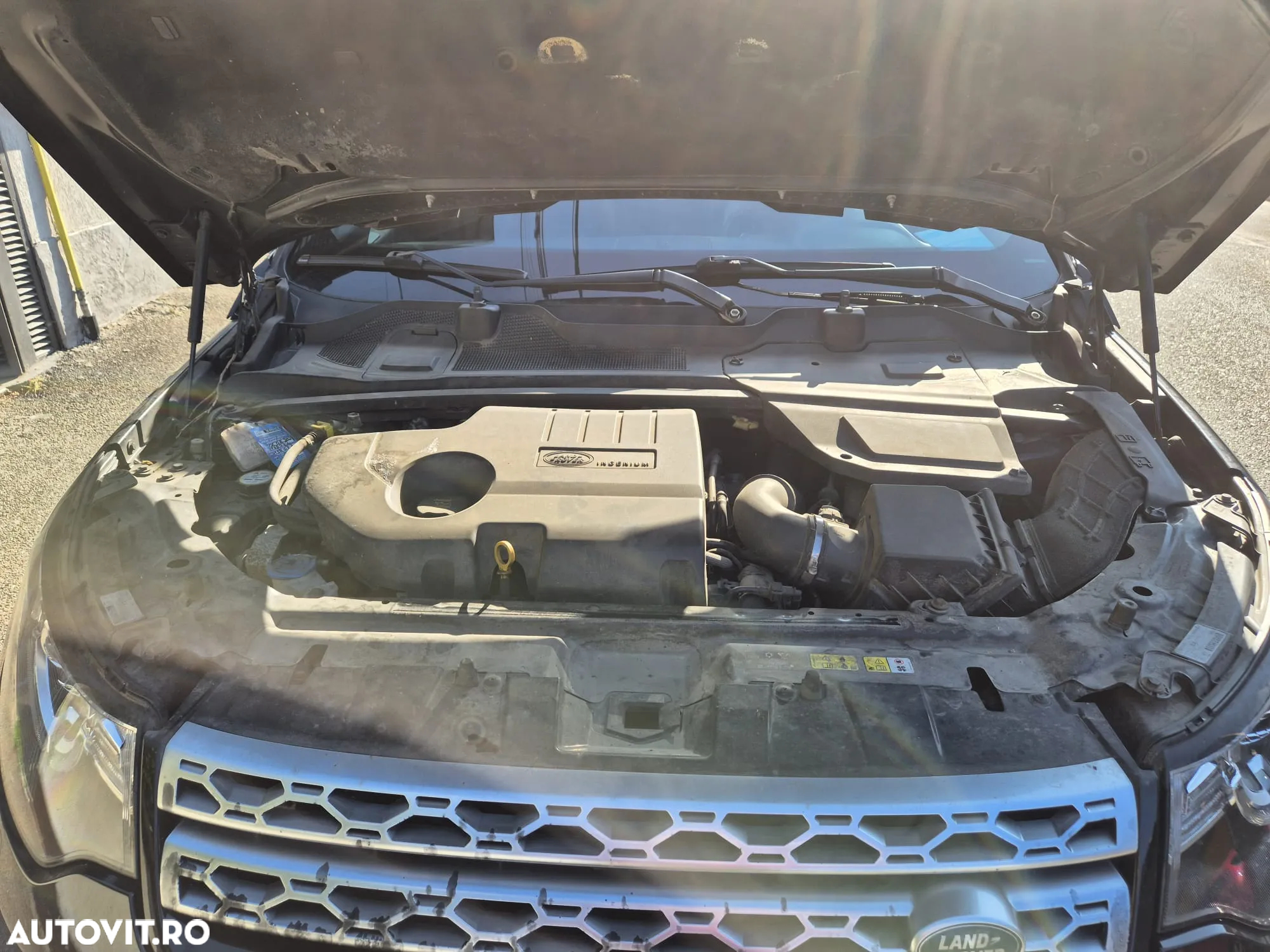 Land Rover Discovery Sport - 12