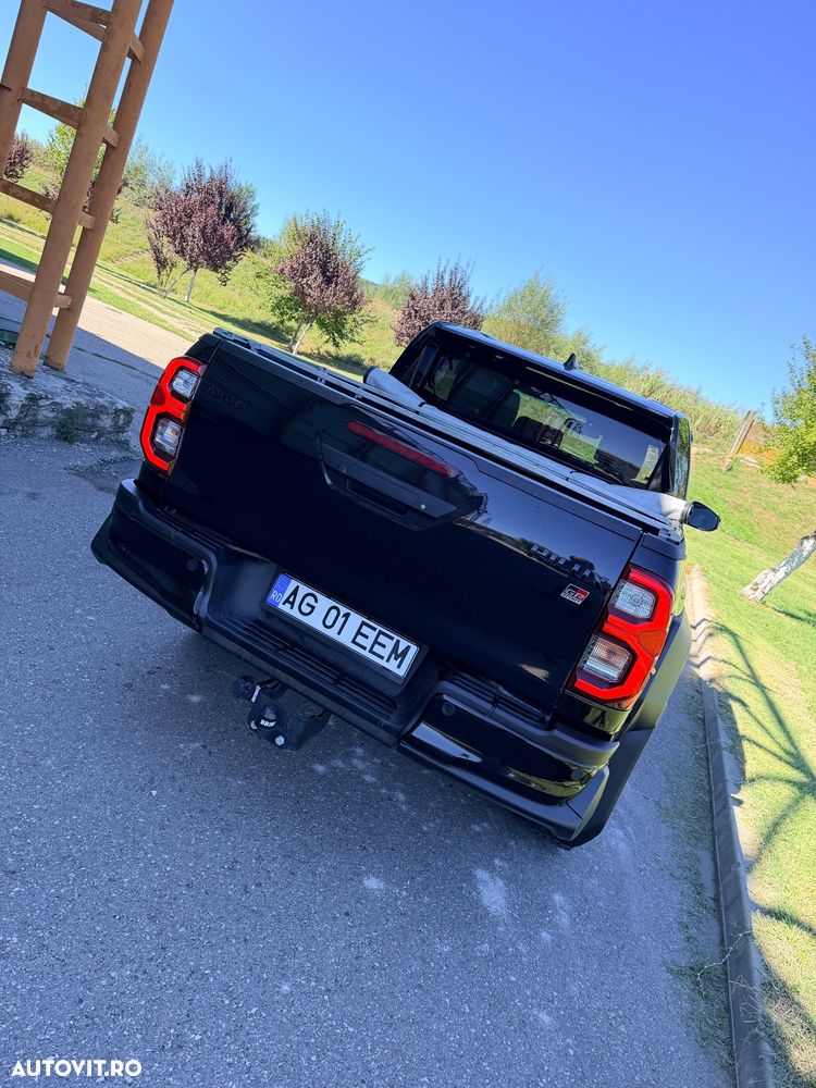 Toyota Hilux - 16