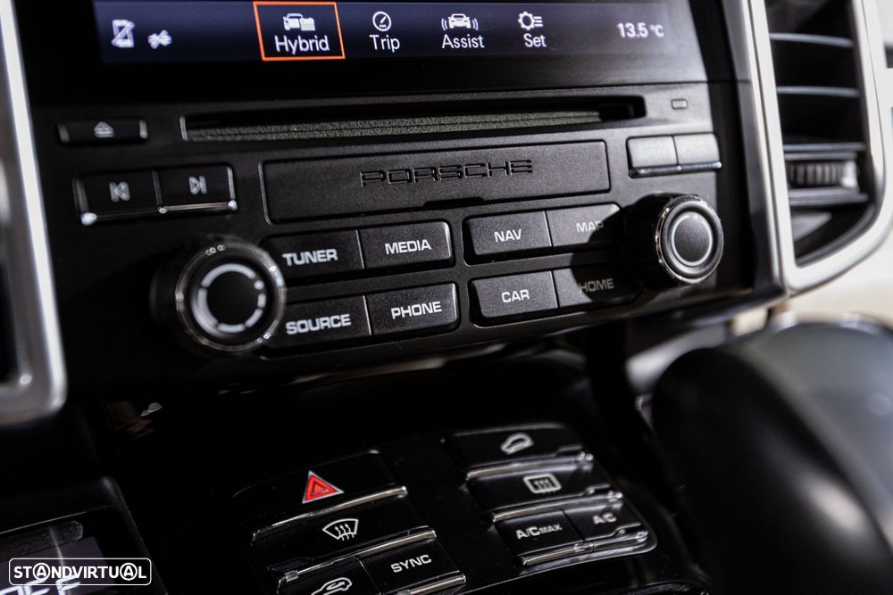 Porsche Cayenne S E-Hybrid - 25