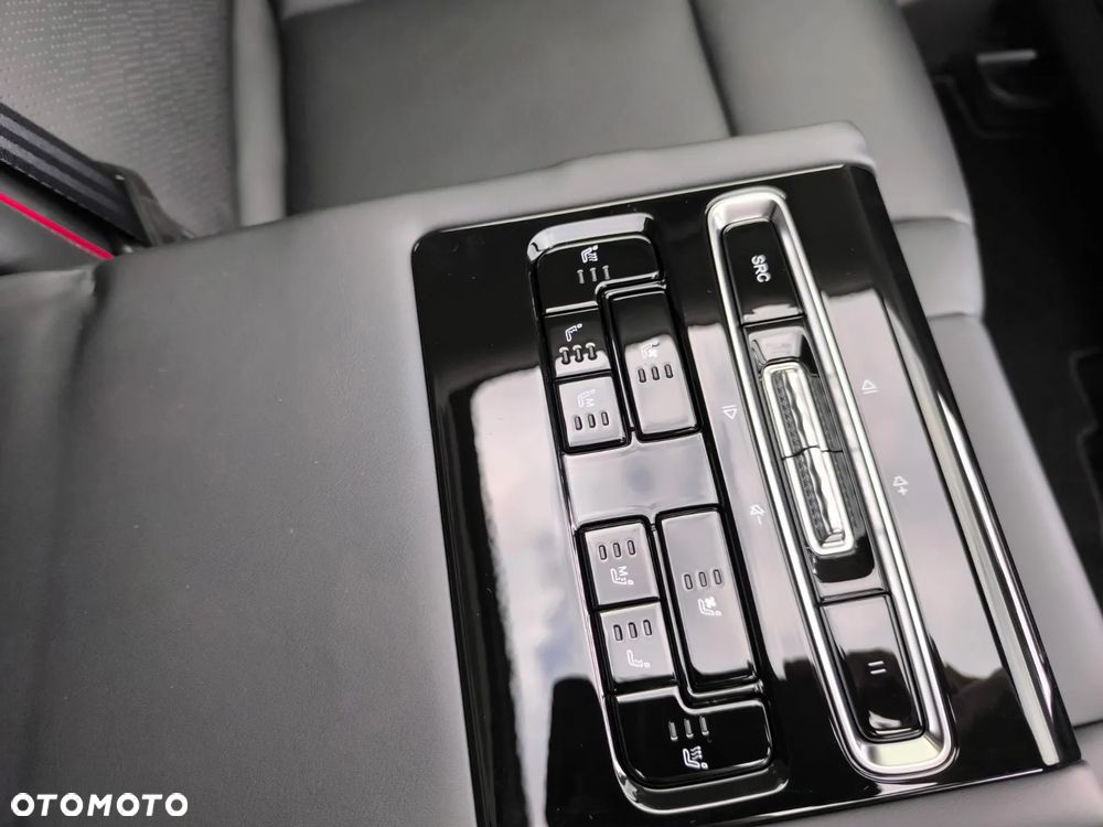BAIC 7 1.5T Luxury Plus DCT - 8
