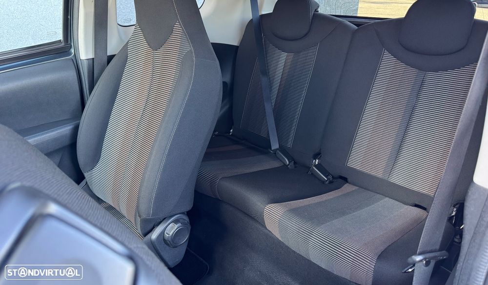 Peugeot 108 1.2 VTi Allure - 29