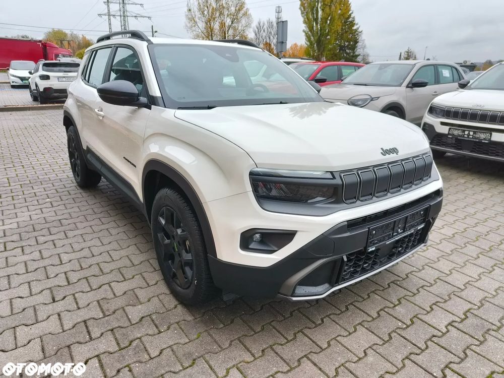 Jeep Avenger 1.2 T3 mHEV Upland 4xe eDCT6 - 5