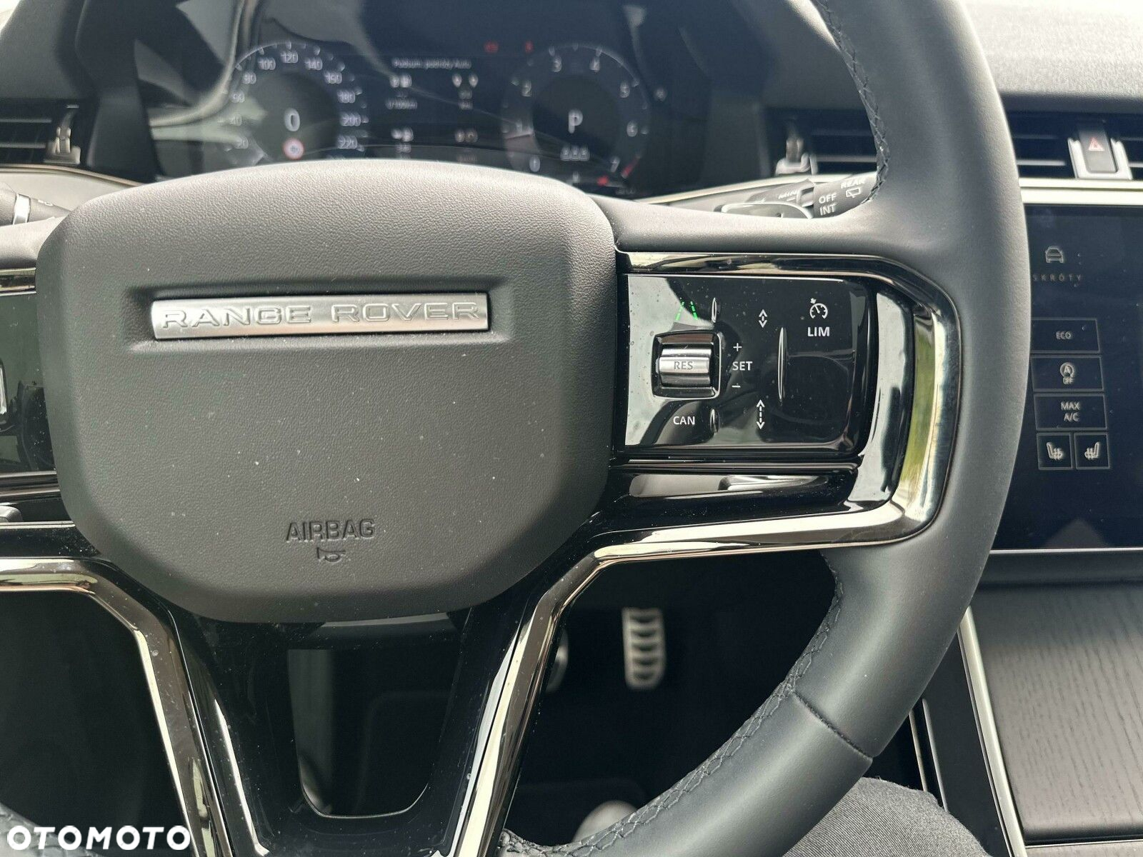 Land Rover Range Rover Evoque - 18