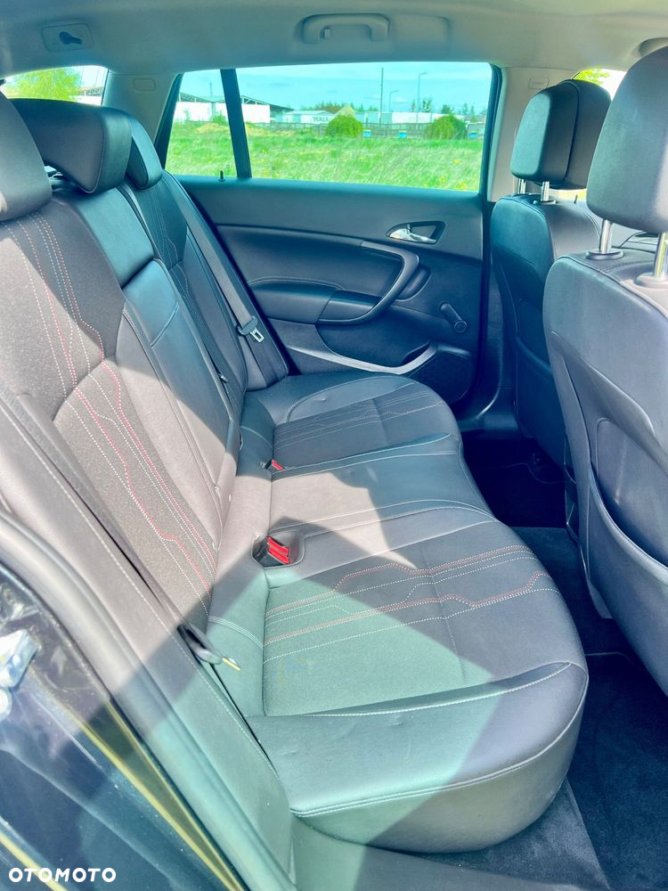Opel Insignia 2.0 CDTI 150 Jahre - 10