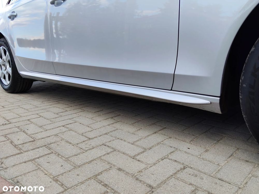 Audi A4 Limousine 2.0 TDI DPF - 10