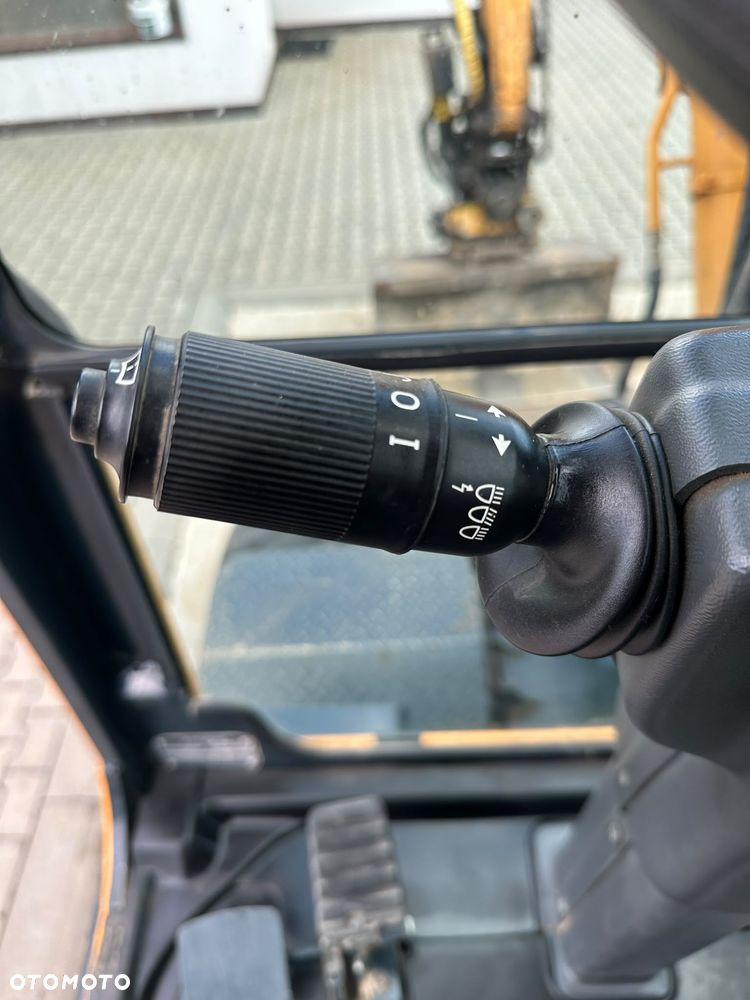 Hyundai Robex 55W-9A - 27