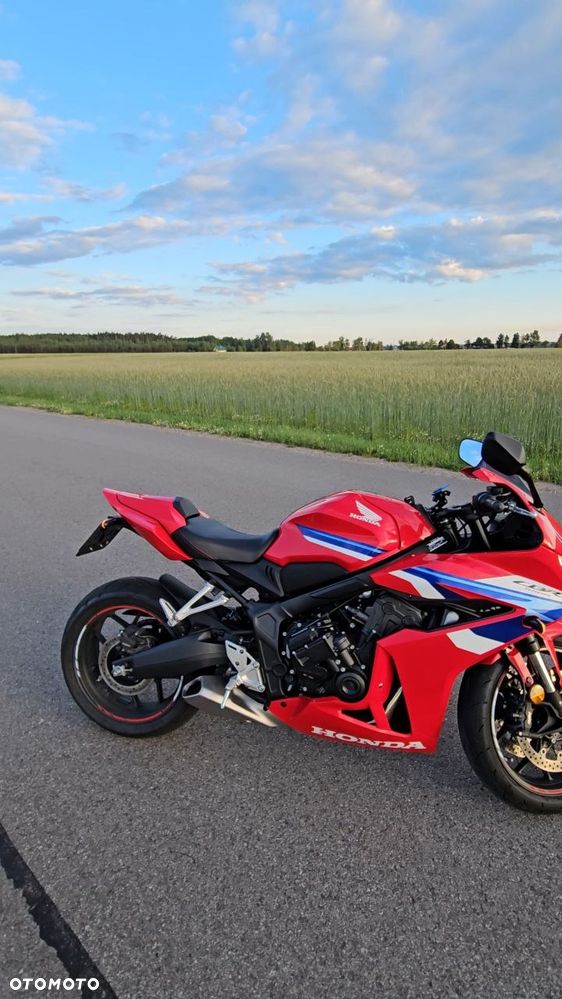 Honda CBR - 6