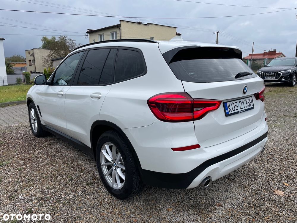 BMW X3 xDrive20d Advantage - 8