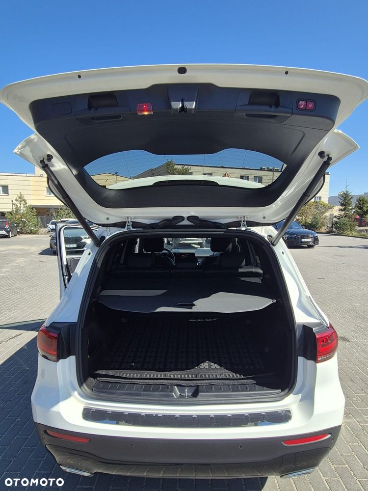 Mercedes-Benz GLB 220 d 4Matic 8G-DCT Progressive Advanced - 12