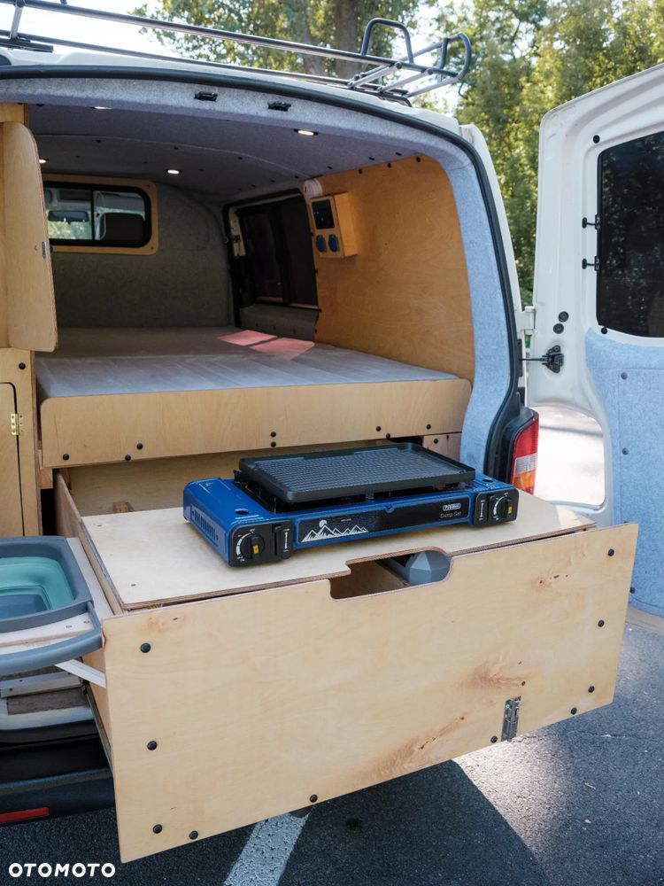 Volkswagen Transporter T5 - 32