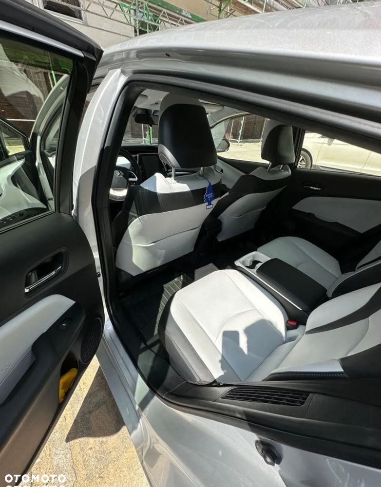Toyota Prius Hybrid Comfort - 16