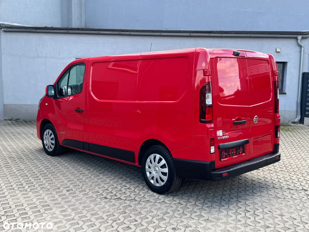 Nissan NV300 - 10