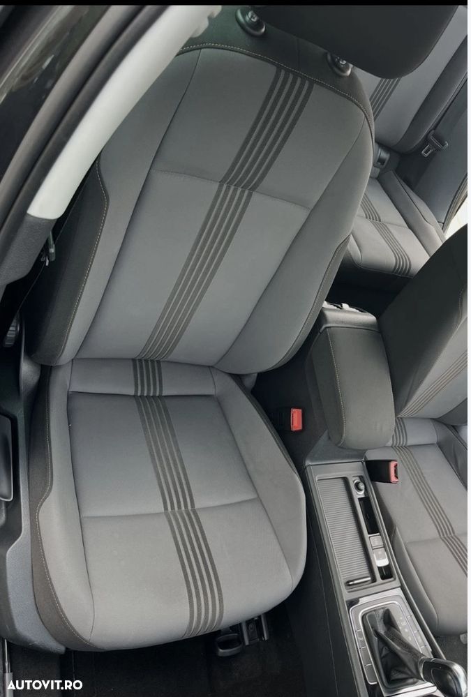Volkswagen Golf 1.6 TDI BlueMotion Technology DSG Allstar - 14