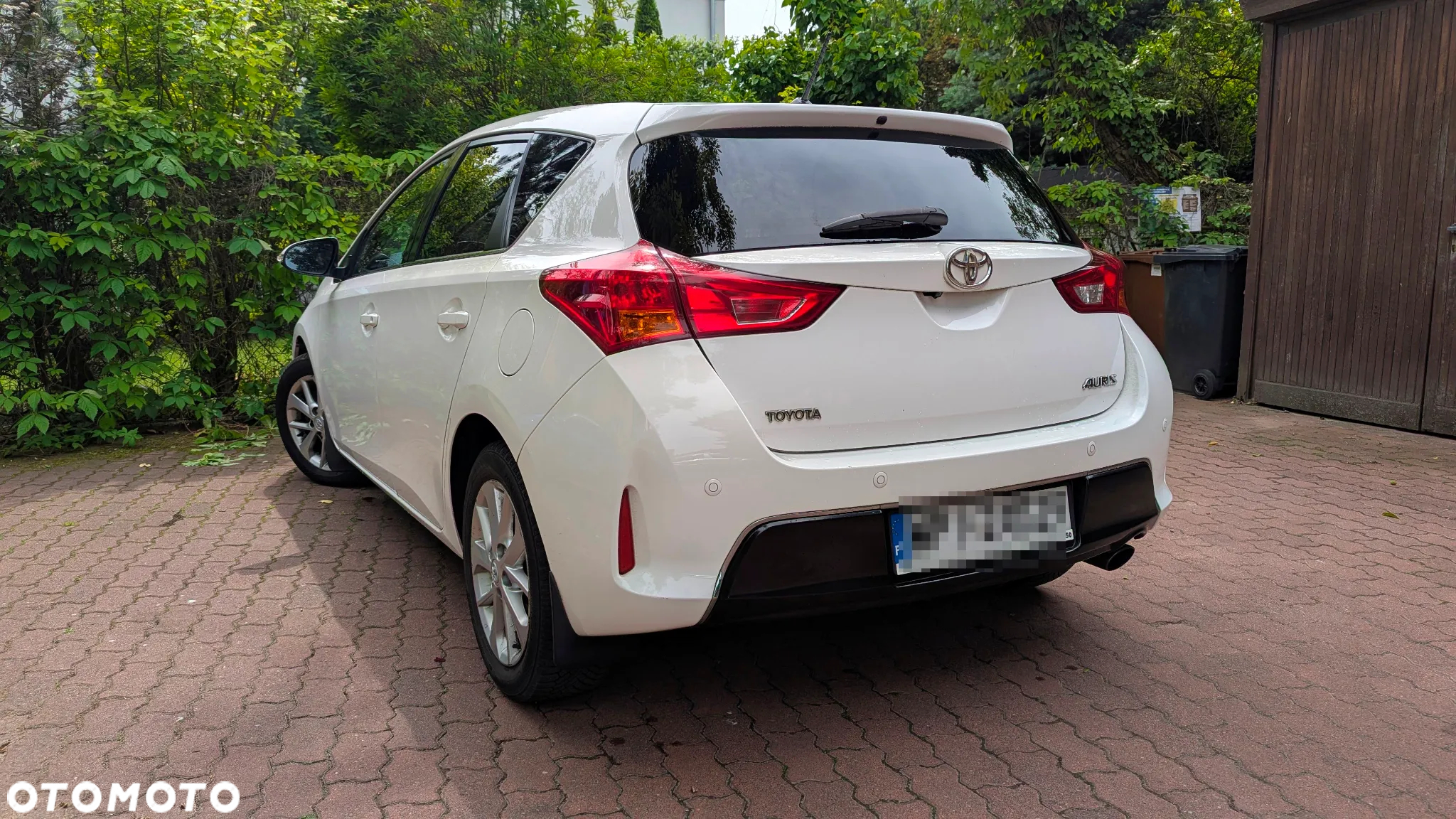 Toyota Auris 1.6 Premium Comfort - 6