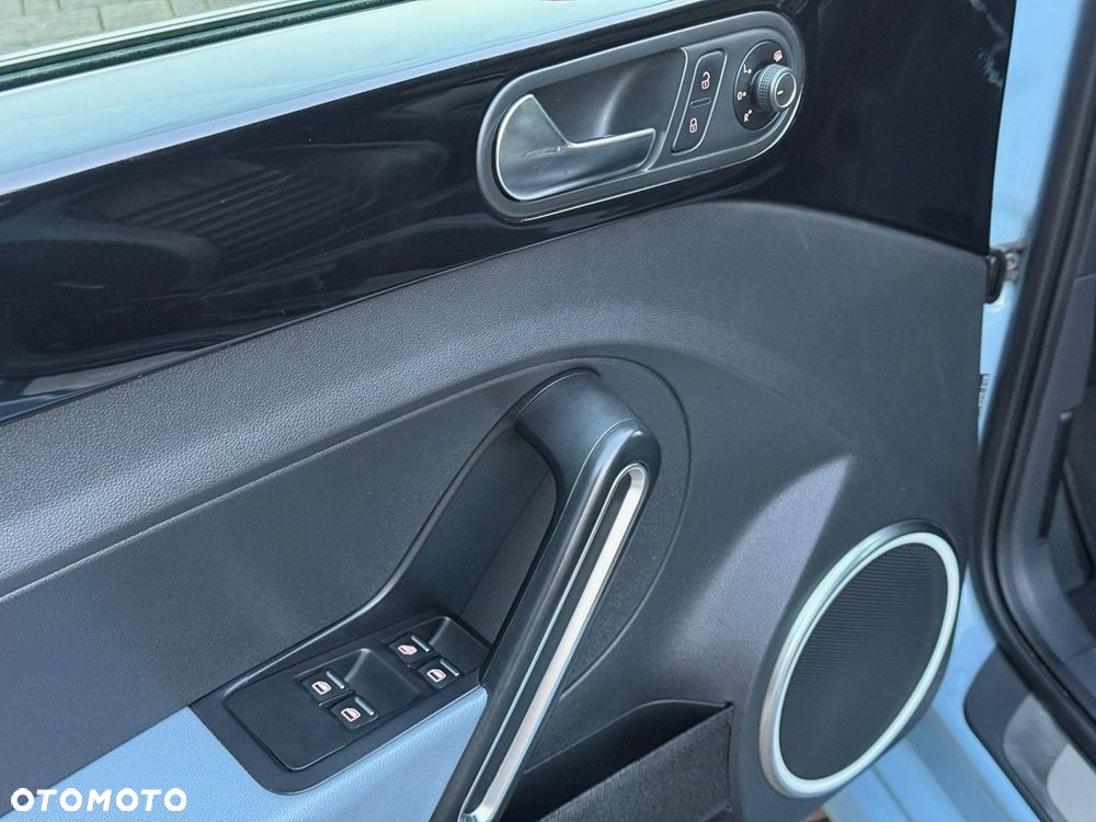 Volkswagen Beetle - 22