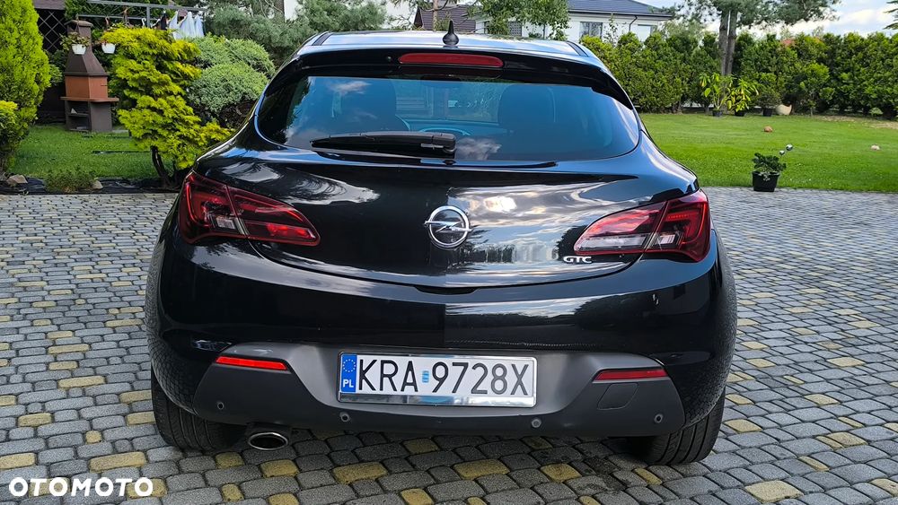 Opel Astra 1.4 Turbo - 4