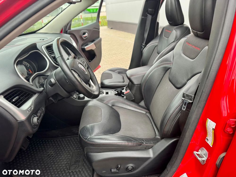 Jeep Cherokee 3.2 V6 Pentastar Active Drive Lock Autom Trailhawk - 19