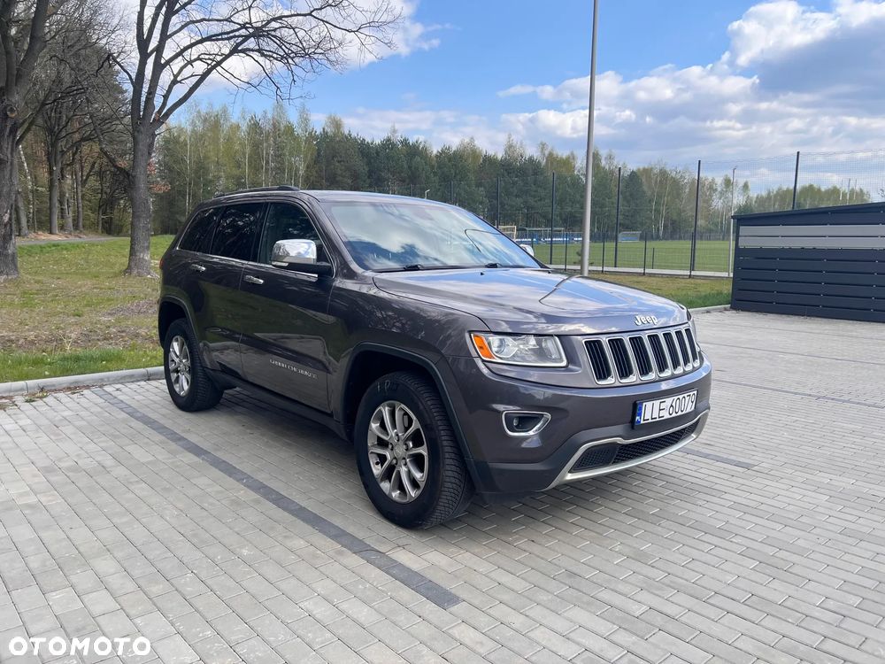 Jeep Grand Cherokee - 15