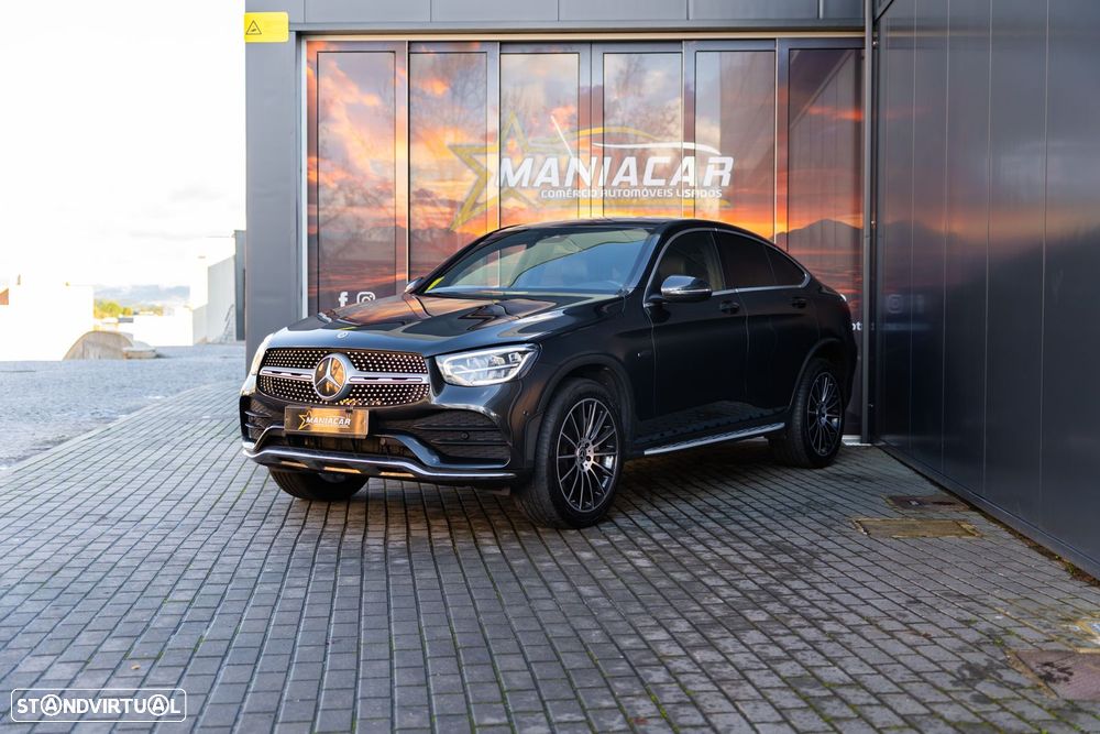 Mercedes-Benz GLC 300 e Coupe 4Matic 9G-TRONIC AMG Line - 1