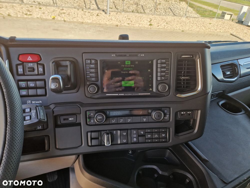 Scania R450/ 2021r/ HYDRAULIKA/ KLIMA STACJONARNA/ NAVI/ SERWIS NIEMY - 19