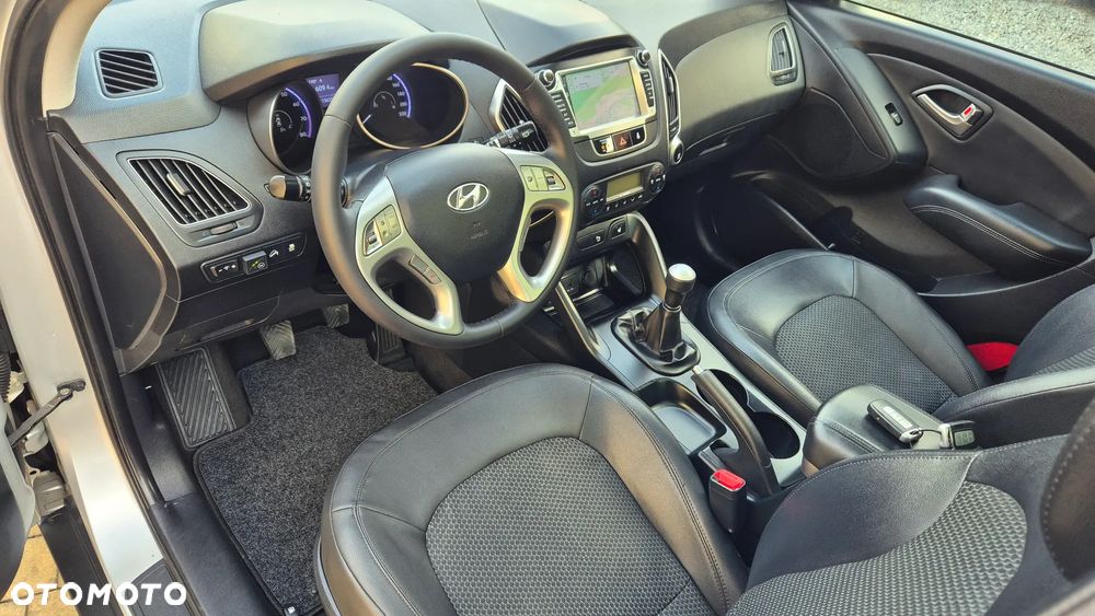 Hyundai ix35 2.0 Premium 2WD - 17