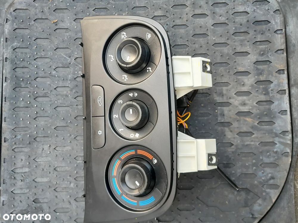 Panel klimatyzacji Opel Combo D 15r - 1