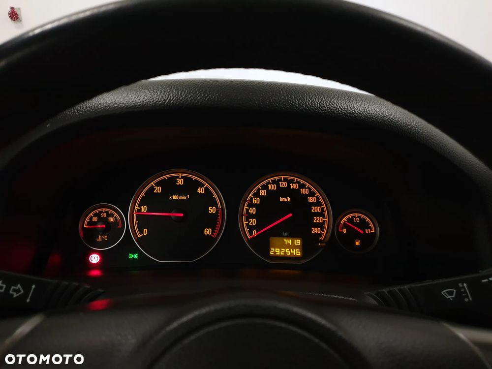 Opel Vectra 1.9 CDTI Cosmo - 8